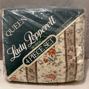 Vintage Lady Pepperell 4pc Queen Sheet Set  Country Blossoms No Iron NEW